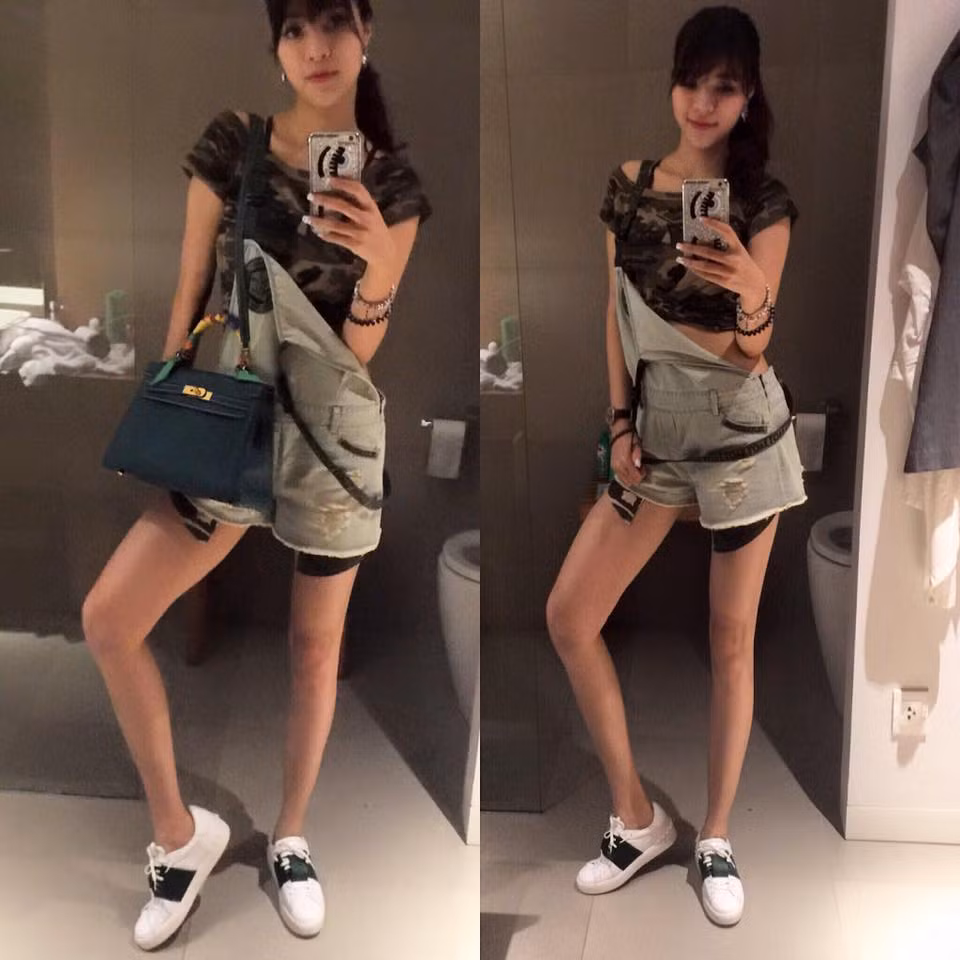 Trước khi đi làm, nữ sinh xinh đẹp Hà Giang cho biết cô cũng khá giản dị với các món đồ bình dân dành cho sinh viên như bao bạn bè cùng học. Chính công việc người mẫu đã mang đến cho cô gái gốc Hà Giang những trải nghiệm và nhiều kiến thức mới mẻ về thời trang, hàng hiệu. Hiện tại, cô sở hữu tủ đồ hiệu khá đồ sộ mà nhiều cô gái hằng ao ước. Với cô, việc shopping (mua sắm) sẽ trở nên thật mất hứng nếu không có hội chị em thân thiết đi cùng. Và một trong những lần shopping "cao hứng" của cô nàng là trong chuyến công tác kèm lưu diễn tại Dubai và châu Âu. Đợt đó, 9X xinh đẹp đã chi số tiền lớn bằng 3 tháng lương của bản thân (khoảng 17 ngàn đô-la, gần 400 triệu đồng) cho những món đồ hiệu có sức hút khó cưỡng tại đây.