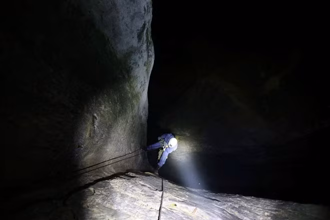 Dù đã rút nhiều kinh nghiệm từ lần tiền trạm, khám phá được một đoạn hang dài, hành trình lần 2 Ngũ Hổ vẫn chưa thành công. Long cho biết, nguyên nhân do cả đội đã tiêu hao nhiều thể lực khi chinh phục Hang Ong trước đó; lương thực, dụng cụ thiếu và có giới hạn về thời gian.