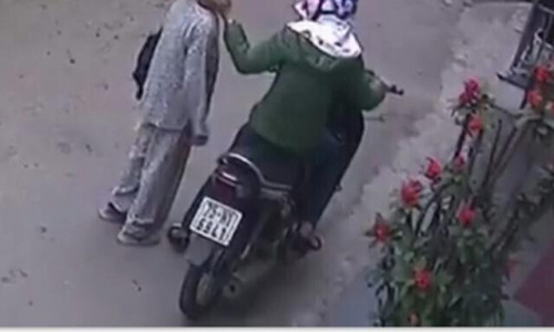 Thông tin cụ bà ở Huế bị "thôi miên" gây xôn xao.