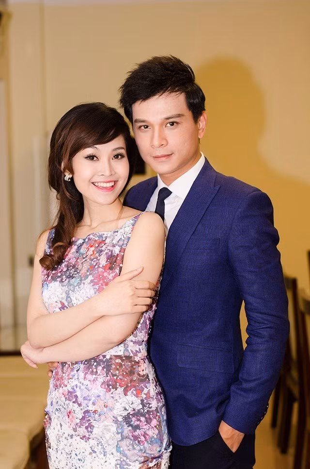 Lo ly do MC Danh Tung bi phan doi len song truc tiep-Hinh-3