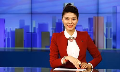 BTV Ngoc Trinh tung bi lanh dao VTV yeu cau xuong song