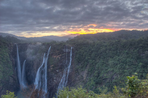 3. Thác Jog (bang Karnataka).