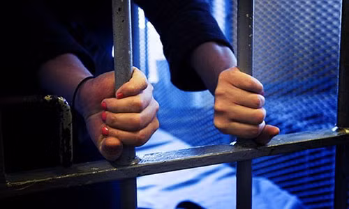 Ky uc hai hung cua nu tu nhan chuyen gioi bi hiep hon 2.000 lan