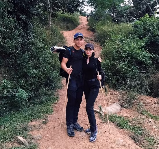 Cô và ông xã cũng thường xuyên đi du lịch và đi phượt cùng nhau.