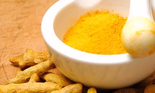 Ăn nghệ kèm theo trong bữa ăn sẽ tốt hơn nhiều so với việc bổ sung nghệ bằng đường uống, đặc biệt với thai phụ.