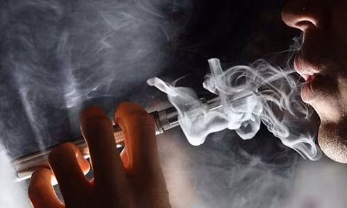 Canh bao nguy co ung thu tu thuoc la dien tu