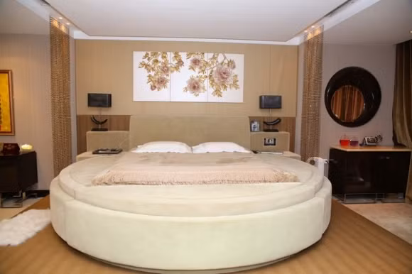 Phòng ngủ sang trọng.