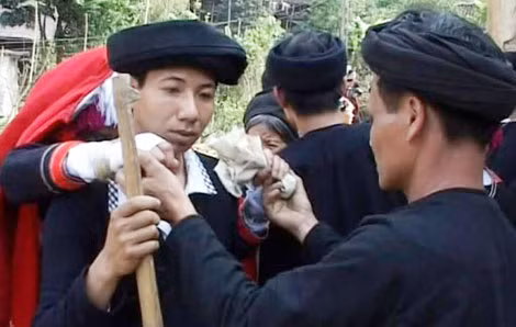 Kham pha tuc cuoi hoi dac sac cua nguoi San Chi-Hinh-2