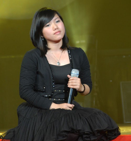 Hình ảnh về cô ca sĩ tròn trịa, dễ thương với chất giọng cao vút ngày ấy.