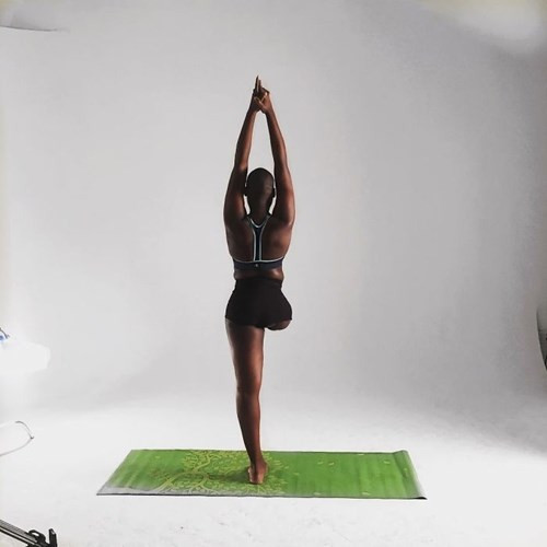 “Sinh ra là phụ nữ, chúng ta bị xã hội tập cho quen với chuyện để người khác định đoạt giá trị của bản thân. Lời khuyên của tôi dành cho những cô gái trẻ đang ở đâu đó ngoài kia: hãy tự định đoạt giá trị của mình, bạn đang khát khao điều gì, sao còn chưa lên kế hoạch mà giành lấy nó”.