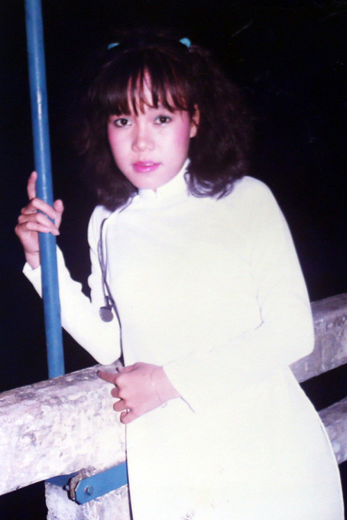 Sau khi tốt nghiệp năm 1997, cô được mời vào nhiều vai diễn kịch dài.