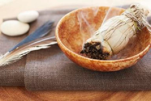 Doc chieu phong thuy giup vo chong hoa hop tram nam