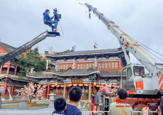 Su that soc sau nhung phim co trang hoanh trang Trung Quoc-Hinh-3