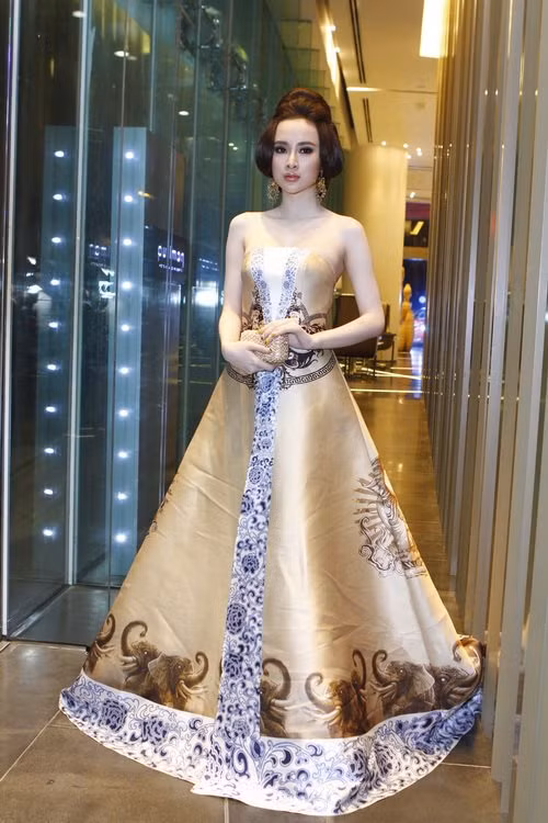 Angela chỉ thừa nhận mình sửa mũi chứ không sửa ở vị trí nào khác.