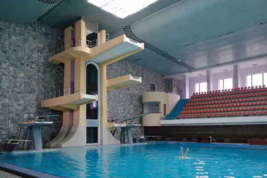 Bể bơi trong Khu liên hiệp Giải trí và Sức khỏe Bình Nhưỡng.
