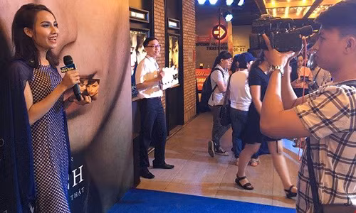 Cam canh phan tham Hoa hau chuyen gioi Viet Nam 2015