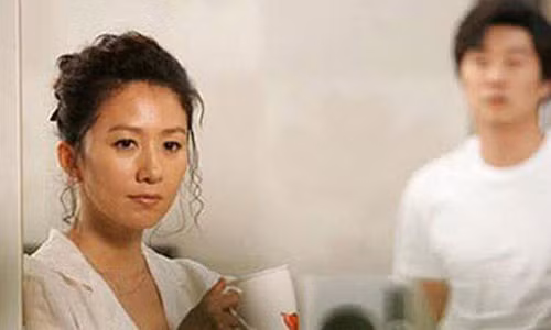 Suyt ngat khi phat hien bang luong khung cua vo