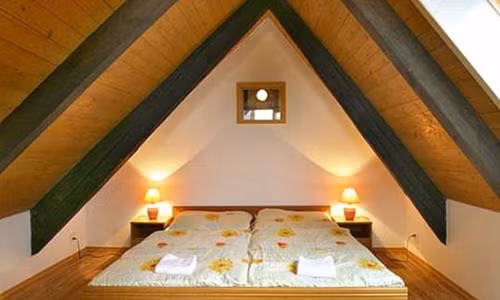Không nên dùng gác xép làm phòng ngủ - Ảnh minh họa.