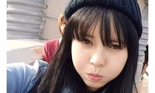 Bà mẹ trẻ, xinh đẹp nhí nhảnh ngoài đời. Ảnh: NVCC.