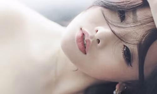 Luot Facebook vo tinh phat hien bi ban trai va ban than phan boi