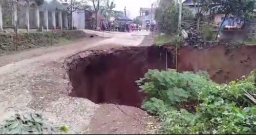 Chính quyền chặn đường để đảm bảo an toàn cho người dân