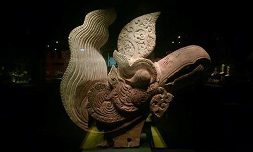 Dot nhap bao tang co mot khong hai duoi ham Nha Quoc hoi