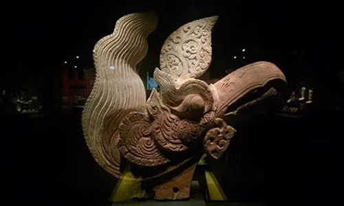 Dot nhap bao tang co mot khong hai duoi ham Nha Quoc hoi