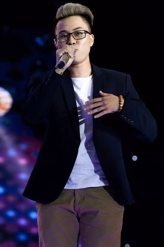 Thi sinh chuyen gioi bat ngo gay sot o Sing My Song