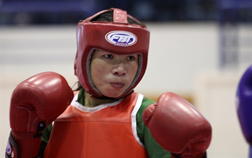 " Bóng hồng" ra đòn.