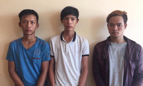 Các đối tượng tại cơ quan công an.