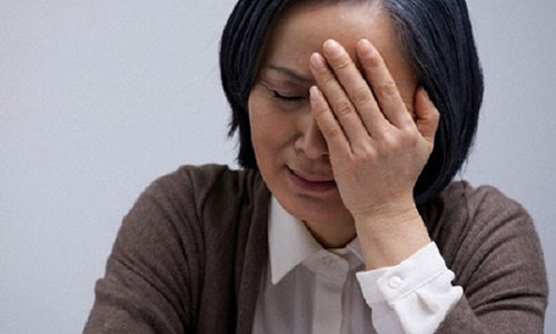 Ly do khien me chong “chay mat dep” sau 1 thang o voi con dau