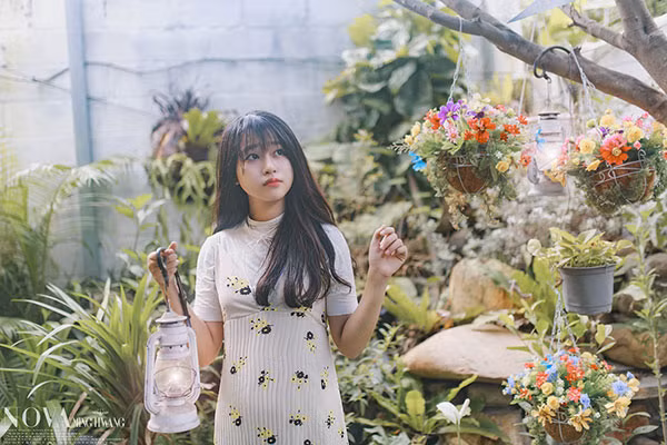 Sau khi nổi tiếng trên mạng xã hội, Bảo My đã tham gia đóng phim, minh họa trong MV ca nhạc.