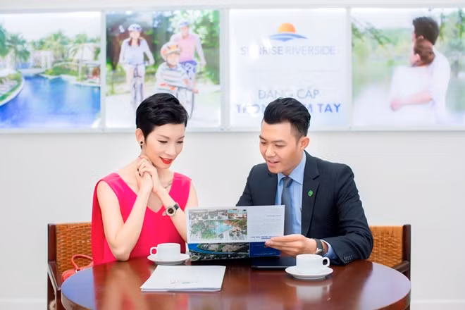 “Mỗi khi trở về nhà, vừa bước xuống xe là tôi cảm nhận ngay được sự yên bình và trong lành.Tôi gọi vui đây là ốc đảo của mẹ con nhà Thỏ”, Xuân Lan chia sẻ.