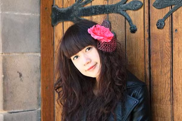 Nhan sac van nguoi ao uoc cua cac sao Viet nhieu con