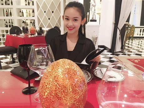 Cuộc sống của Thúy Vi thay đổi một cách nhanh chóng sau scandal với Phan Thành và Midu.