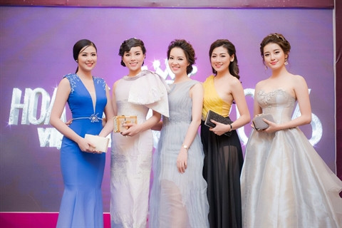 Thành tích nổi bật sau khi đăng quang: Trong hai năm đăng quang ngôi vị Hoa hậu, Kỳ Duyên đã tham gia tình nguyện tại một số nơi vùng sâu vùng xa, trại trẻ em mồ côi, một số trường đại học… Cô tích cực tham dự các show diễn thời trang hoặc sự kiện văn hóa, là gương mặt quảng cáo cho một số thương hiệu. Trong khi đó, Á hậu Huyền My có mặt ở khá nhiều sự kiện lớn nhỏ trong làng giải trí, gương mặt đại diện cho các nhãn hàng, cô từng đảm nhận vai trò MC cho chương trình truyền hình “Bữa trưa vui vẻ”, tham gia khoá học ở Anh, làm các công tác xã hội và thiện nguyện.