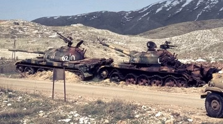 Toan canh tran dau xe tang lon nhat sau the chien thu 2-Hinh-2