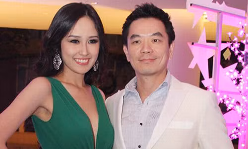 Bat ngo Mai Phuong Thuy muon noi lai tinh xua?