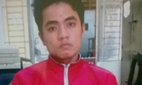 Cường bị bắt giữ theo lệnh truy nã. Ảnh PC 52 Đà Nẵng cung cấp.