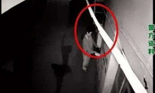 An cap 160 doi giay cua phu nu vi thich… ngui mui