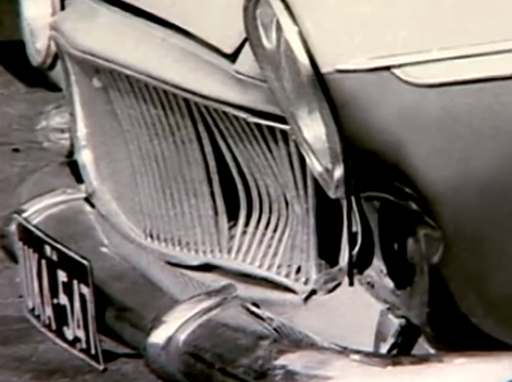 Một chuyên gia về tai nạn ôtô cũng khẳng định rằng, nếu loại xe Simca của John đâm người trực diện, cơ thể nạn nhân sẽ đập vào nắp capo chứ không thể gây nên vết lõm ở phía dưới đèn trước. Bất chấp lập luận ấy, tòa án vẫn kết luận John Button giết bạn gái và tuyên ông án tù 10 năm.