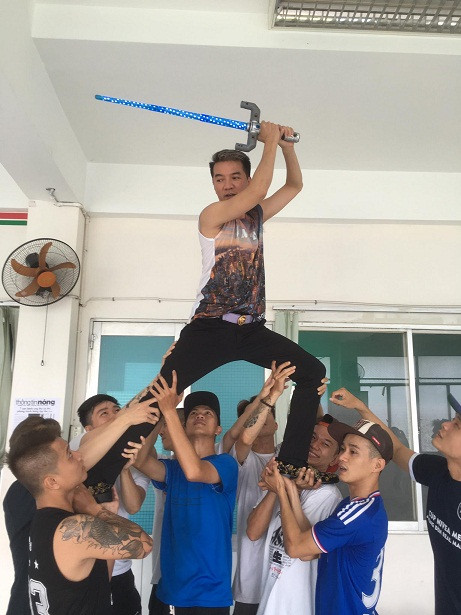 Những hình ảnh được Đàm Vĩnh Hưng chia sẻ trước Diamond Show.