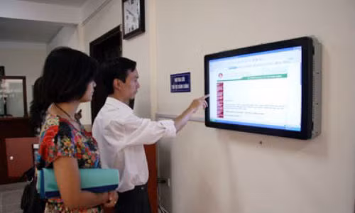 Ha Noi trien khai dich vu khai sinh khai tu truc tuyen