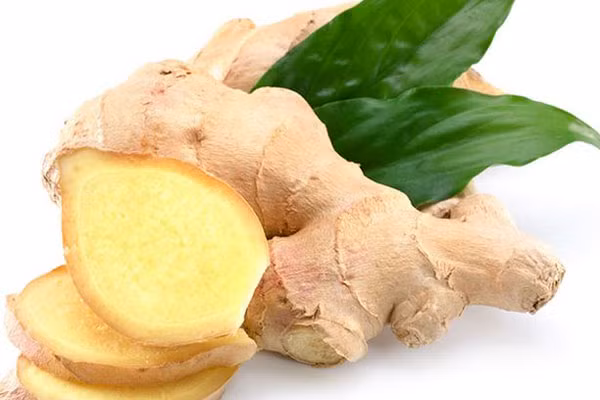 Đặc tính chống viêm, kháng khuẩn của gừng giúp ngăn chặn tình trạng viêm phổi, bảo vệ sức khỏe của phổi một cách tốt nhất.