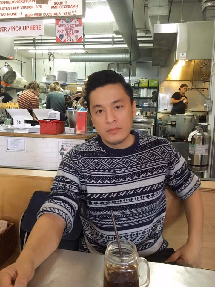 Lam Trường "Anh luôn là người đàn anh trong nghề nghiệp mà Trường quí mến, cố lên anh Thuận,vẫn luôn cầu mong có sự chuyển biến tốt về sức khoẻ, bệnh tình của anh".