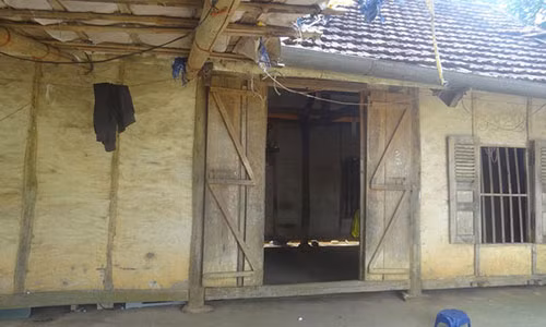 Bang hoang cuoc goi von ven 4 tu cua nguoi vo tre