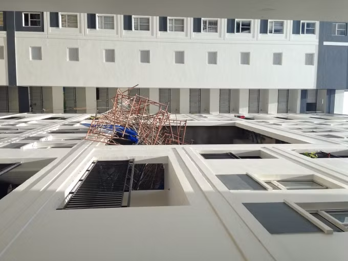 Sap gian giao tai chung cu Dream Home Luxury Go Vap, 3 nguoi bi thuong-Hinh-2