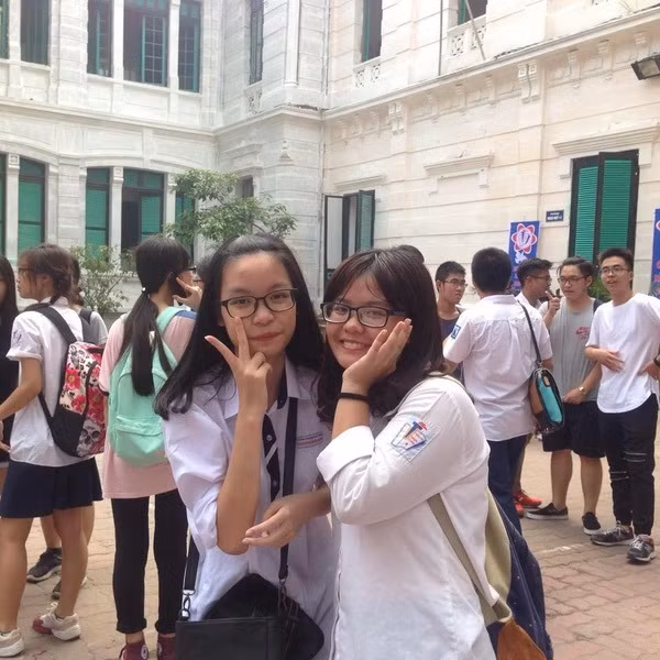 Hiện tại, Đỗ Mỹ Anh đã là học sinh cấp 3. (Ảnh: Facebook)