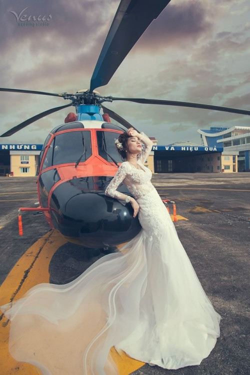 Nói về những ý kiến tranh luận trái chiều của cộng đồng mạng, nhiếp ảnh gia Sơn Hải cho biết: “Mỗi người có một ý kiến khác nhau nên mình không mấy bận tâm. Bên cạnh đó, mình cũng rất vui khi được mọi người quan tâm nhiều đến vậy”.