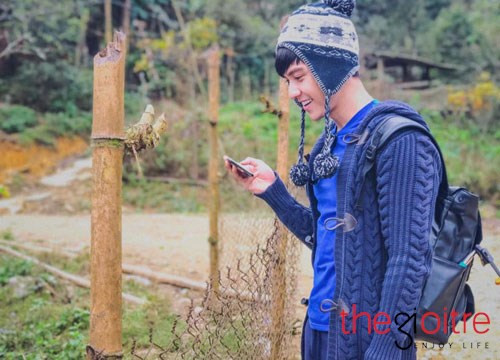 Hoà mình vào thiên nhiên núi rừng, Đăng Dũng dường như đầy sức sống, thể hiện được cái tôi đầy cá tính và năng động khác hẳn với tính cách khù khờ của chàng dũng sĩ trong 5s online.